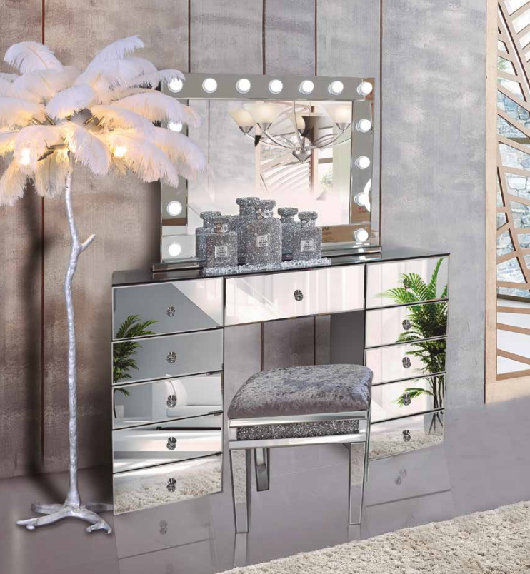 CONJUNTO TOCADOR CRISTAL Room